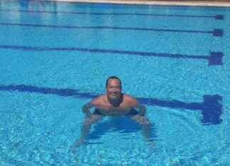 Swimmer with MND attempts to set two Guinness World Records in one day news-13082024-012307