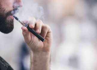 Crackdown on Disposable Vapes Applauded by Dublin Senator news-10092024-172920