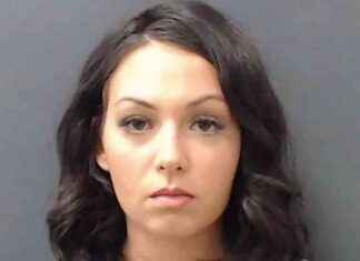 Teacher Sentenced for Inappropriate Relationship with 16-Year-Old Student news-14092024-070351