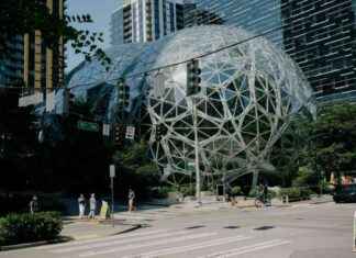 Revolutionizing Workplace Meetings: Amazon’s Initiative to Eliminate Unproductive Meetings news-21092024-110934