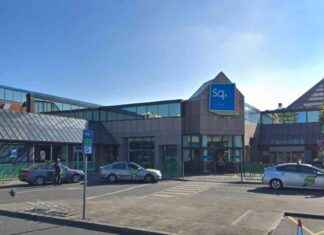 New Title: Square Shopping Centre Sold in €130 Million Deal news-27092024-021828