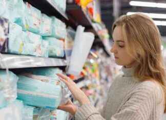 Heartwarming Surprise Gift Card Leaves Mum Speechless While Shopping for Nappies news-28092024-054725