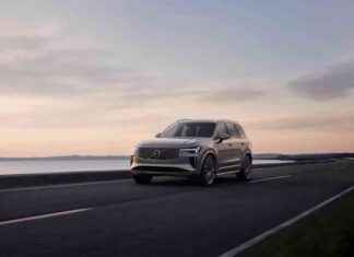 New Volvo XC90: Mild and Plug-In Hybrid Powertrains Offered news-31102024-012753