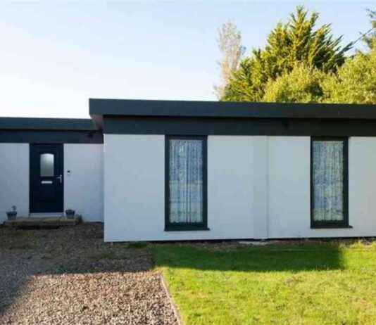 Tour the Affordable Two-Bed Modular Home in Wexford for Sale at €85,000 news-19112024-044442
