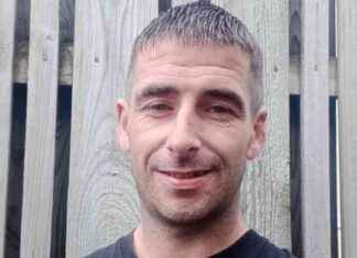 Tragic Death of Pedestrian Struck by Bus in Newry – Local Identity Revealed tragic-death-of-pedestrian-struck-by-bus-in-newry-local-dentity-revealed