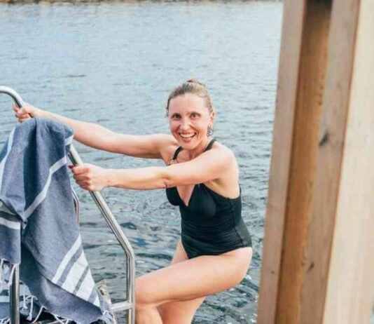 Apply Now to Run a Floating Sauna in Dun Laoghaire – Dubliners Wanted apply-now-to-run-a-floating-sauna-in-dun-laoghaire-dubliners-wanted