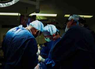 Dublin Hospital TV Series: Heart-Racing Moments in Graphic Detail dublin-hospital-tv-series-heart-racing-moments-in-graphic-detail