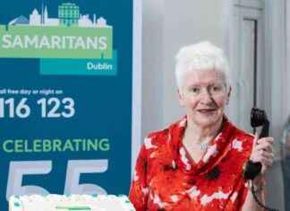 Dedicated Dublin Woman Volunteers 50 Years at Samaritans dedicated-dublin-woman-volunteers-50-years-at-samaritans