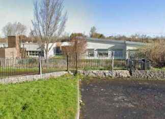 Tallaght school closure causes panic among parents tallaght-school-closure-causes-panic-among-parents
