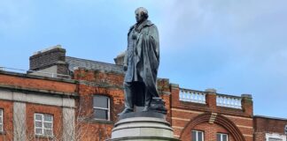 Discover O’Connell Street Upper: Dublin’s Vibrant Heart