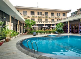 Discover Luxury at RIU Plaza Dublin: Your Ultimate Stay!