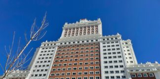 Discover Luxury at Hotel Riu Plaza The Gresham Dublin